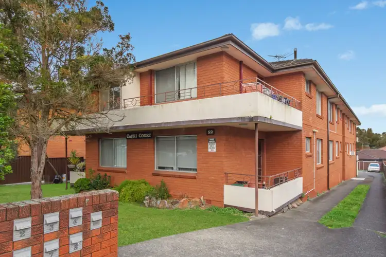 2/52 Myers Street, Roselands NSW 2196