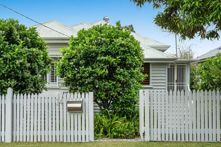 24 Ruth Street, Corinda QLD 4075