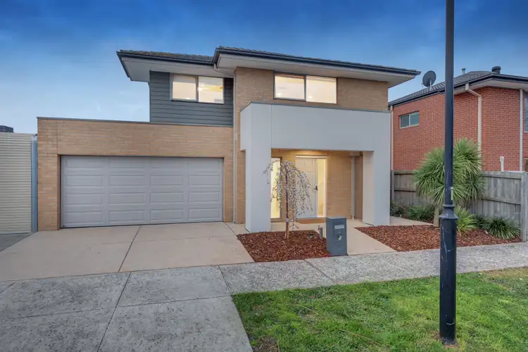 4 Fossilstone Avenue, Doreen VIC 3754