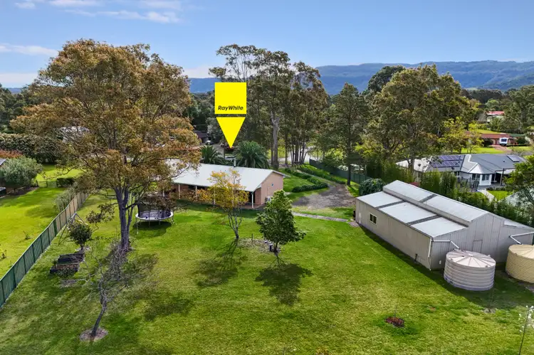 6 Elvin Drive, Bomaderry NSW 2541