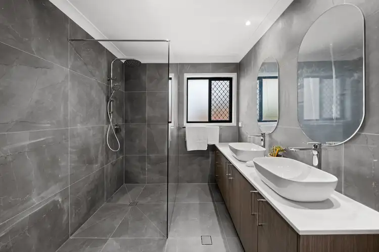 Third view of Homely house listing, 21 Hillcrest Street, Sunnybank Hills QLD 4109