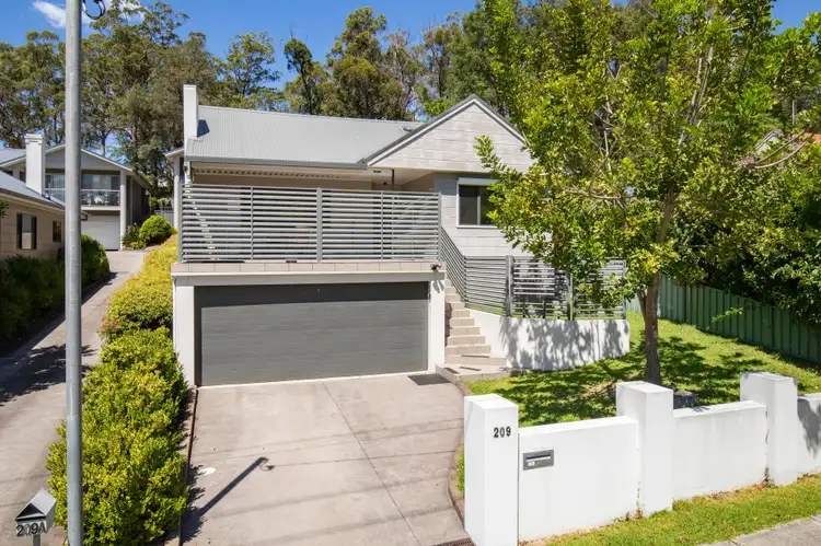 209 Park Avenue, Kotara NSW 2289