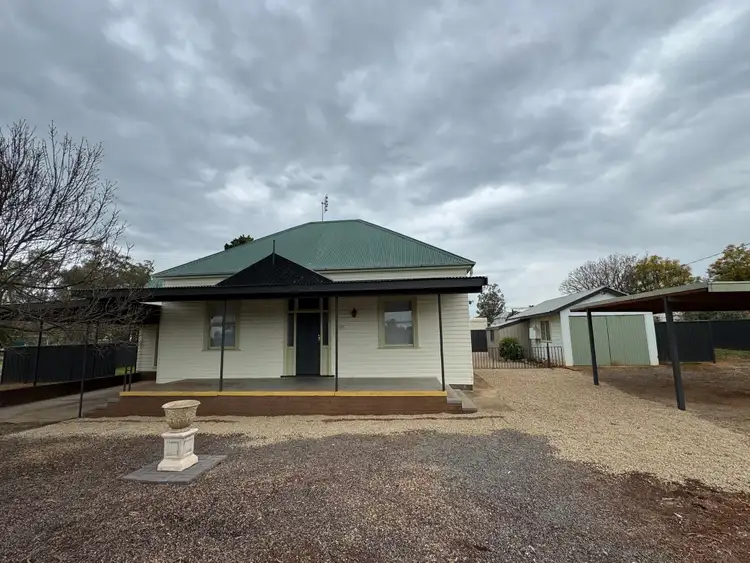 115 Wallace Street, Coolamon NSW 2701