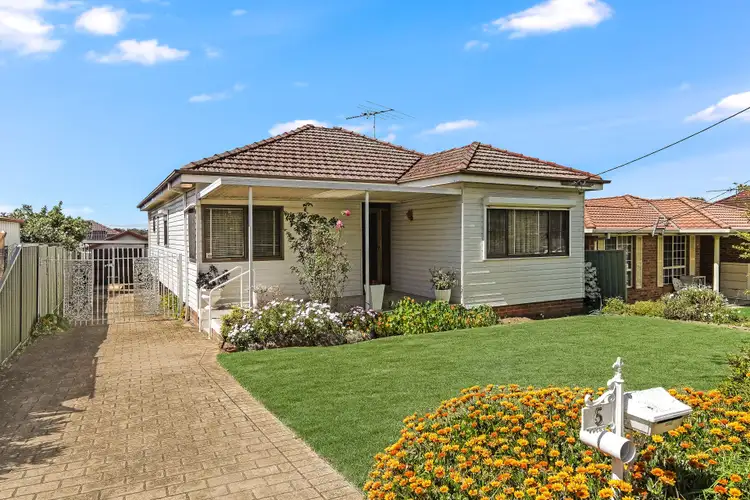 5 Arcadia Road, Chester Hill NSW 2162