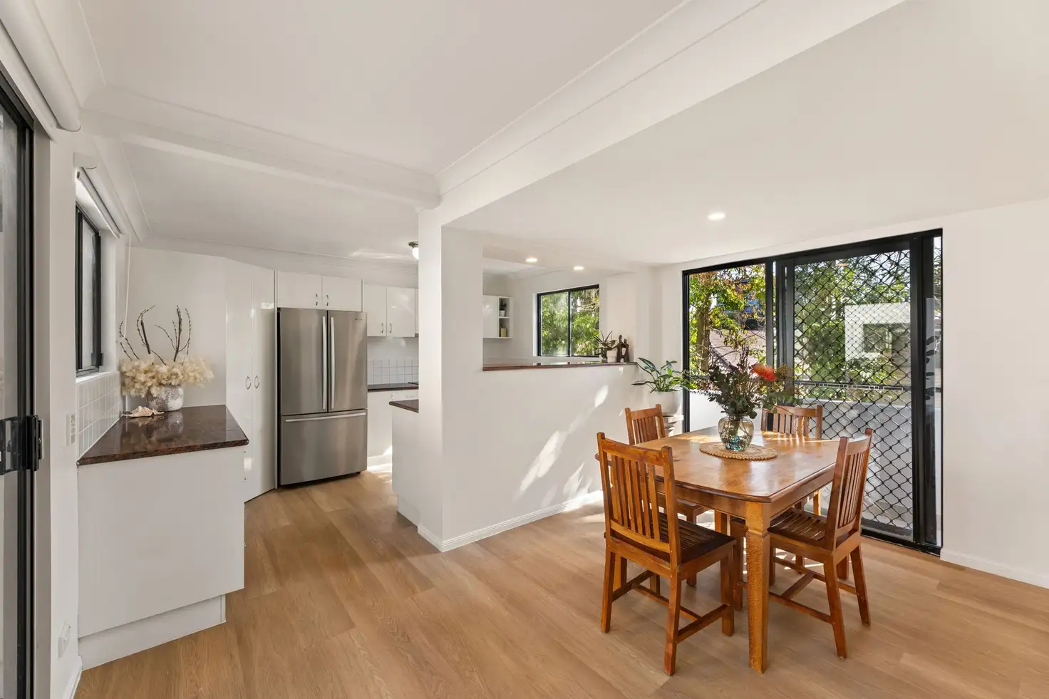 Main view of Homely townhouse listing, 22/2200 Logan Road, Upper Mount Gravatt QLD 4122