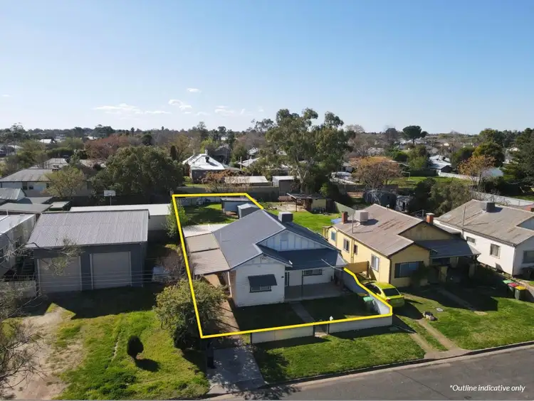 7 Renfree Street, Forbes NSW 2871