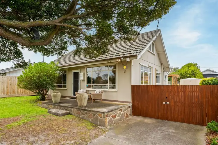 42 Spray Street, Rosebud VIC 3939