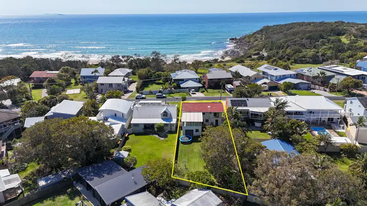 10 Fuller Street, Arrawarra Headland NSW 2456
