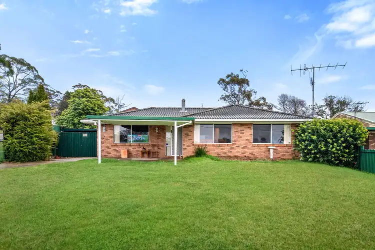15 Madeline Street, Hill Top NSW 2575