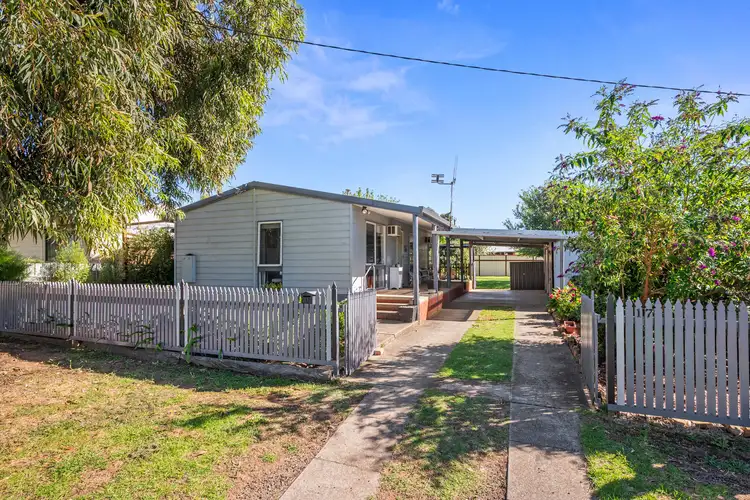 17 Marroo Street, White Hills VIC 3550