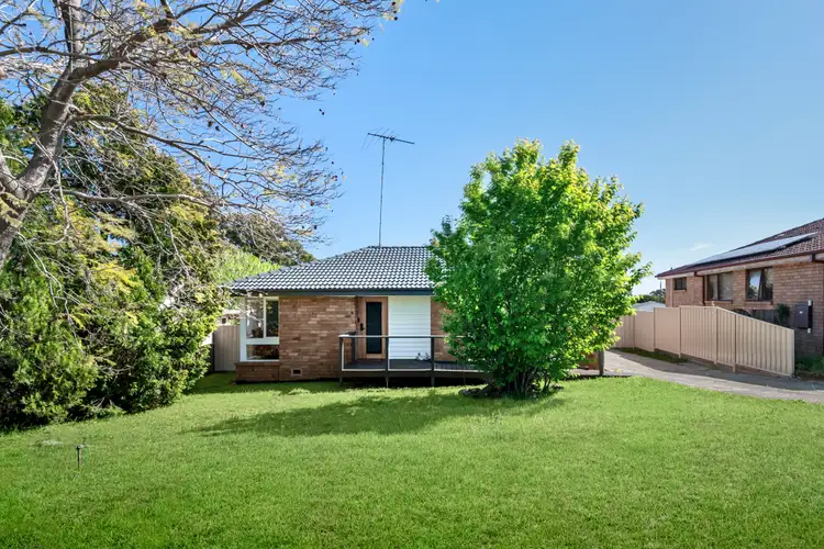 13 Manooka Crescent, Bradbury NSW 2560