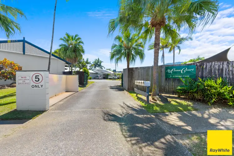 1/3-4 Holden Close, Whitfield QLD 4870