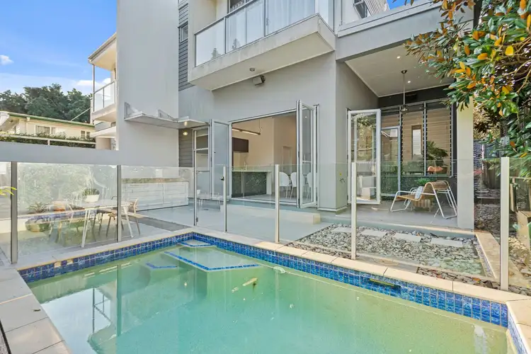 30 Paragon Street, Yeronga QLD 4104