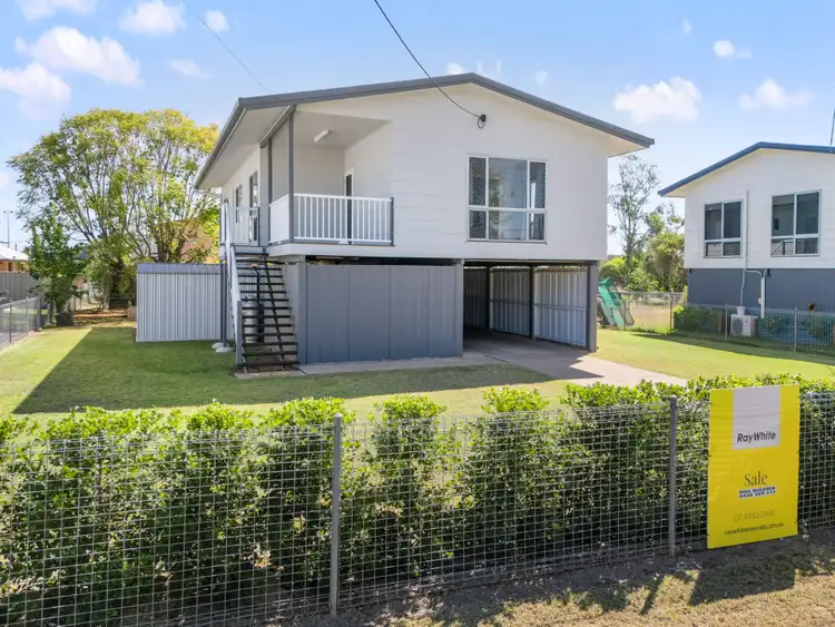 16 Roxburgh Street, Capella QLD 4723
