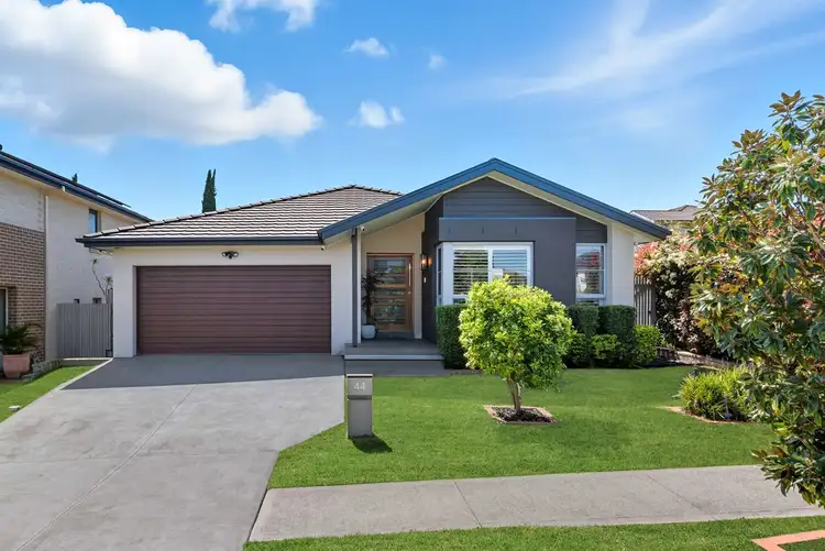 44 Northampton Drive, Glenfield NSW 2167