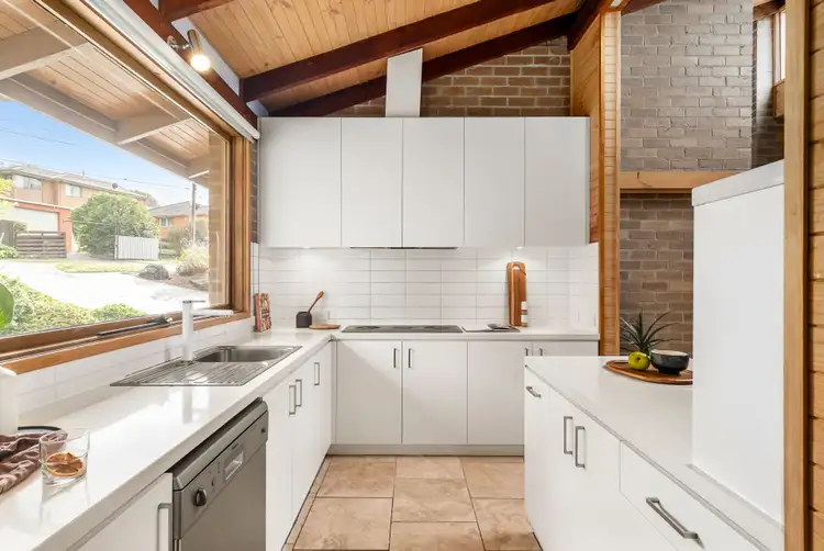Fourth view of Homely house listing, 8 Kathleen Avenue, Mount Waverley VIC 3149