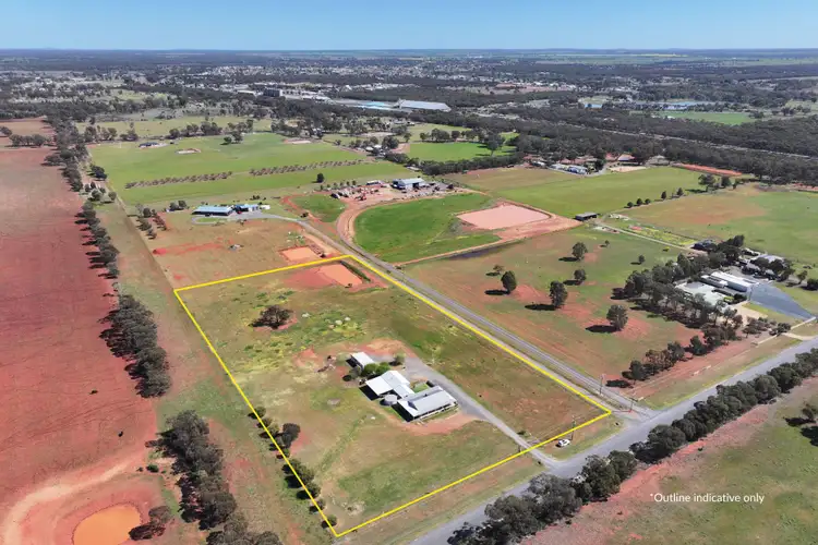 136 Wargin Road, Wyalong NSW 2671