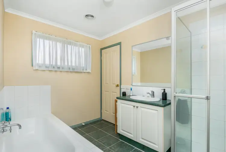 Fifth view of Homely house listing, 4/9 Saunders Street, West Bendigo VIC 3550
