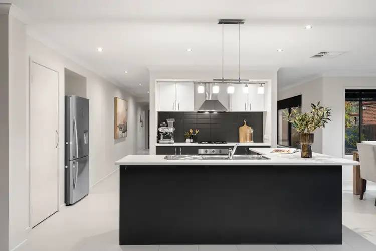 Sixth view of Homely house listing, 34 Diamond Views Drive, Diamond Creek VIC 3089