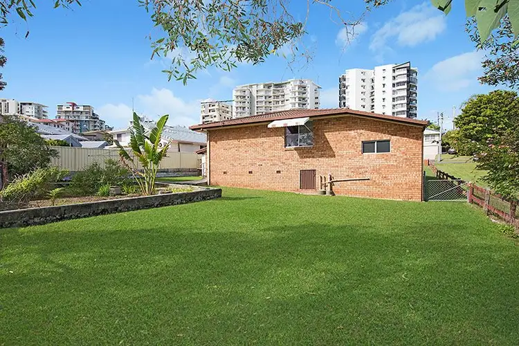 Unit 2 'Abb-Dale Court', 12 Bombala Terrace, Caloundra QLD 4551