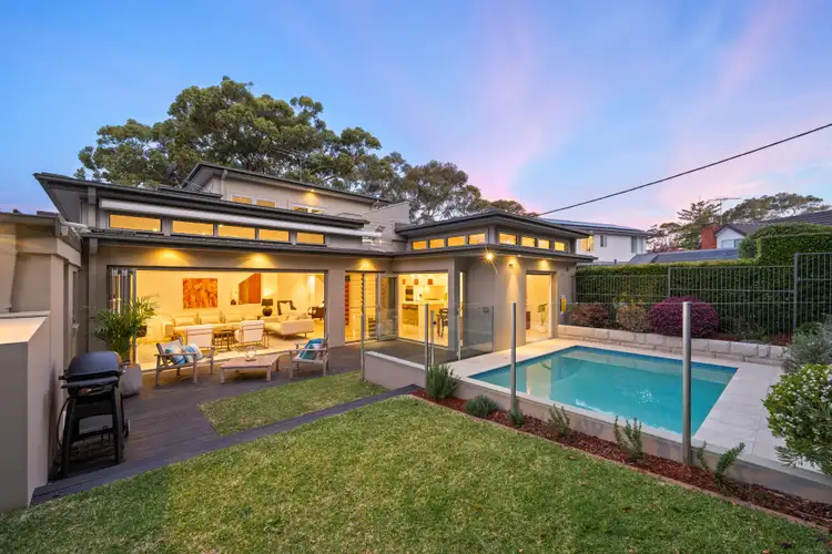 2 Sortie Port, Castlecrag NSW 2068