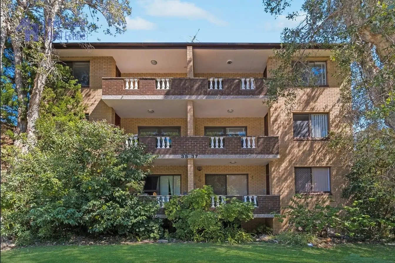 Main view of Homely unit listing, 1/35-37 Bellevue Parade, Hurstville NSW 2220