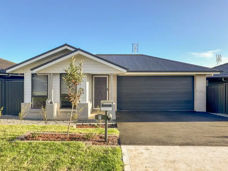 7 McGowan Street, Woongarrah NSW 2259