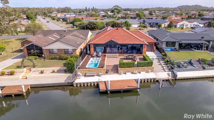 40 King George Parade, Forster NSW 2428