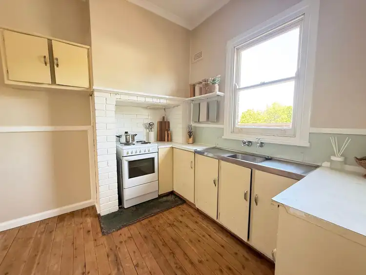 Fourth view of Homely house listing, 2 Carrington Street, Parkes NSW 2870