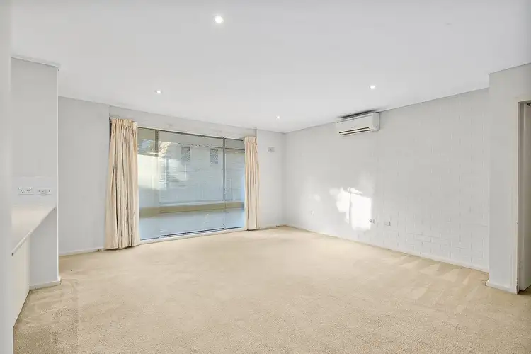 Second view of Homely villa listing, 6/10 Arthur Street, Moss Vale NSW 2577