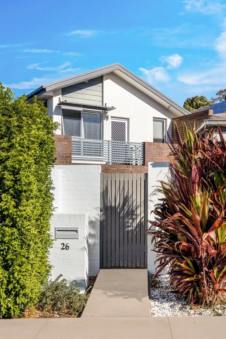 26 Sierra Avenue, Middleton Grange NSW 2171