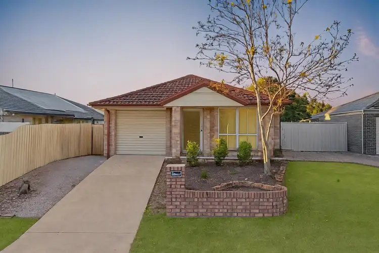 17 LANSDOWN Road, Waterford West QLD 4133