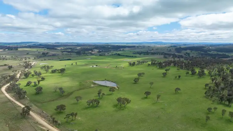 'Ardaminga' Linfield Road, Armidale NSW 2350