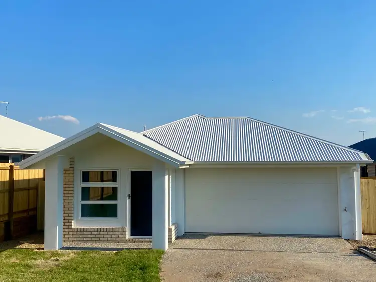 25 Pomax Street, Yamanto QLD 4305