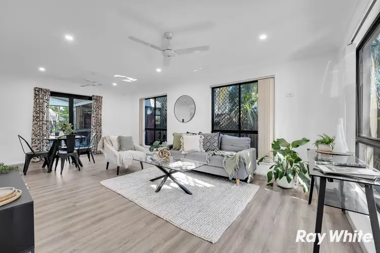 Second view of Homely house listing, 10 Hattah Place, Parkinson QLD 4115