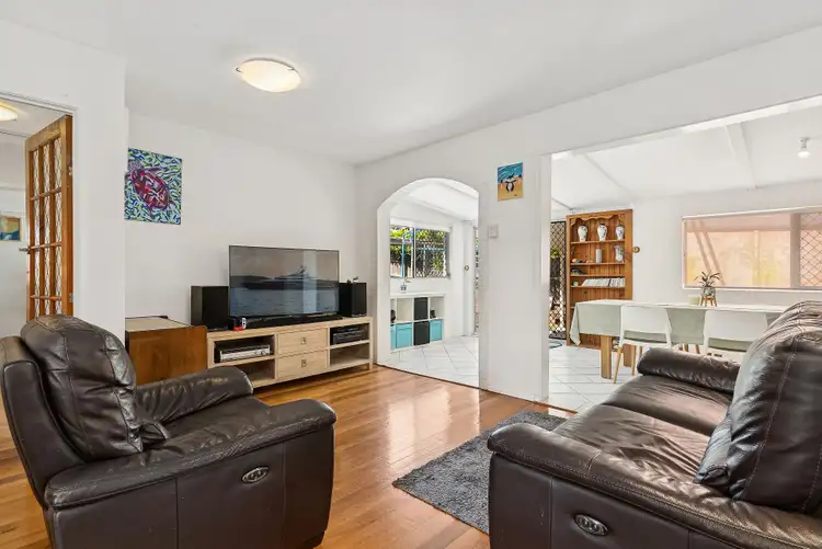 Fourth view of Homely house listing, 7 Wemvern Street, Upper Mount Gravatt QLD 4122