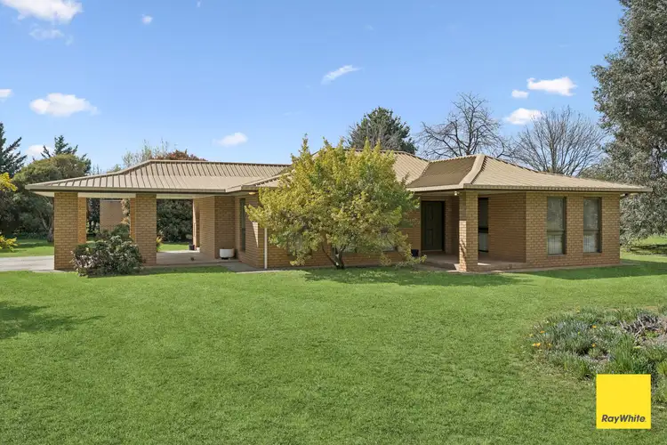 2 Schumakers Lane, Maiden Gully VIC 3551