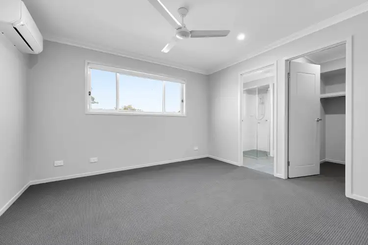 Fourth view of Homely house listing, 37 Raven Court, Park Ridge QLD 4125