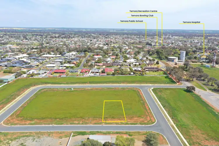 4 Duncan Street, Temora NSW 2666