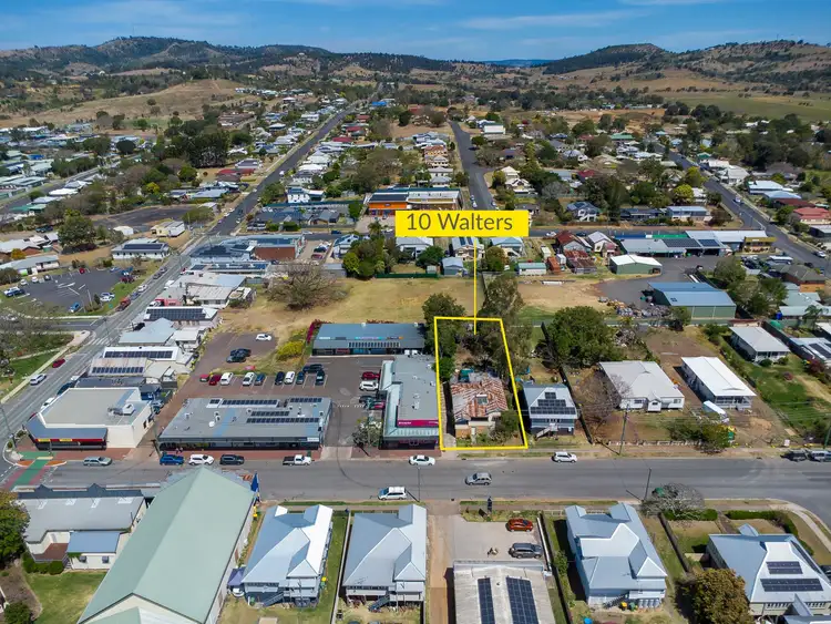 10 Walters Street, Lowood QLD 4311