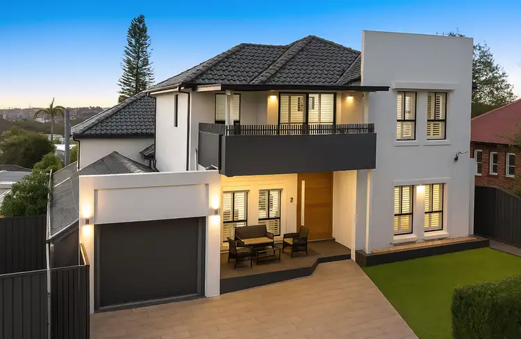 30 Lowry Street, Mount Lewis NSW 2190