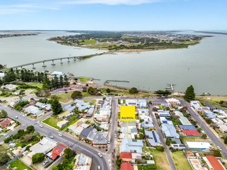 7 Hutchinson Street, Goolwa SA 5214