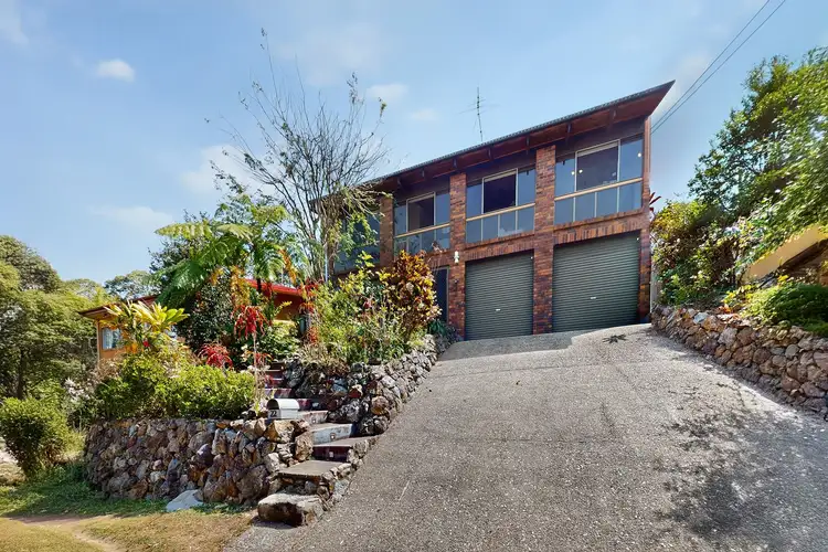22 Cluden Street, Holland Park West QLD 4121