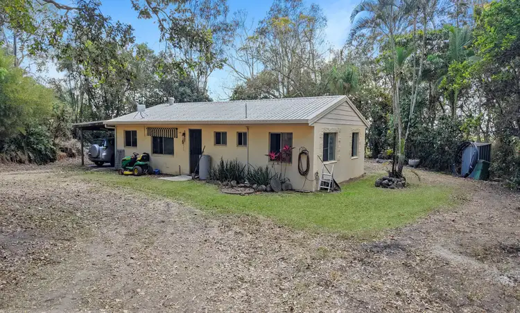 660 West Plane Creek Road, Sarina QLD 4737