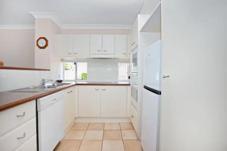 Sixth view of Homely townhouse listing, 11/9-11 Beach Road, Hawks Nest NSW 2324