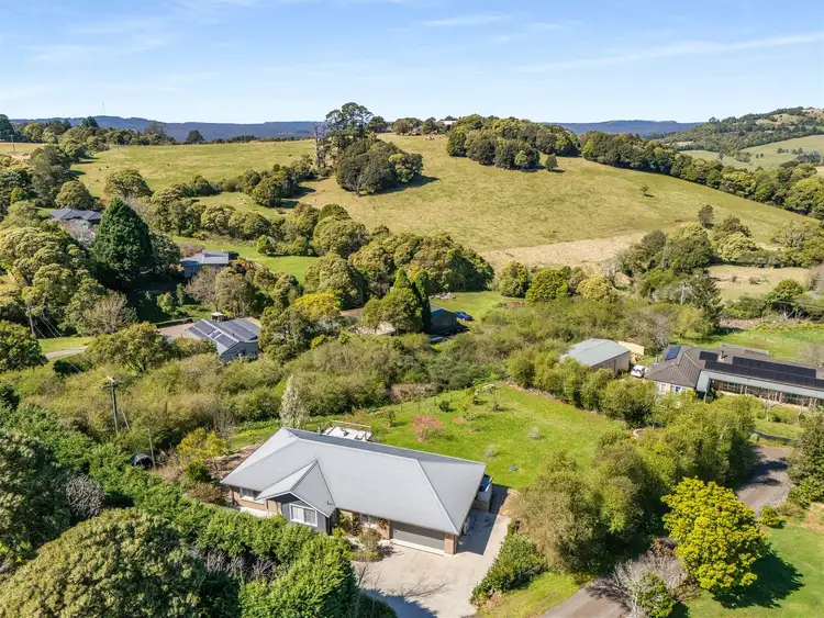 4 Hoddle Lane, Robertson NSW 2577