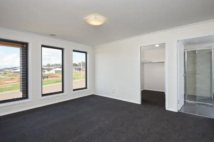 Second view of Homely house listing, 2/19 Exford Loop, Bourkelands NSW 2650