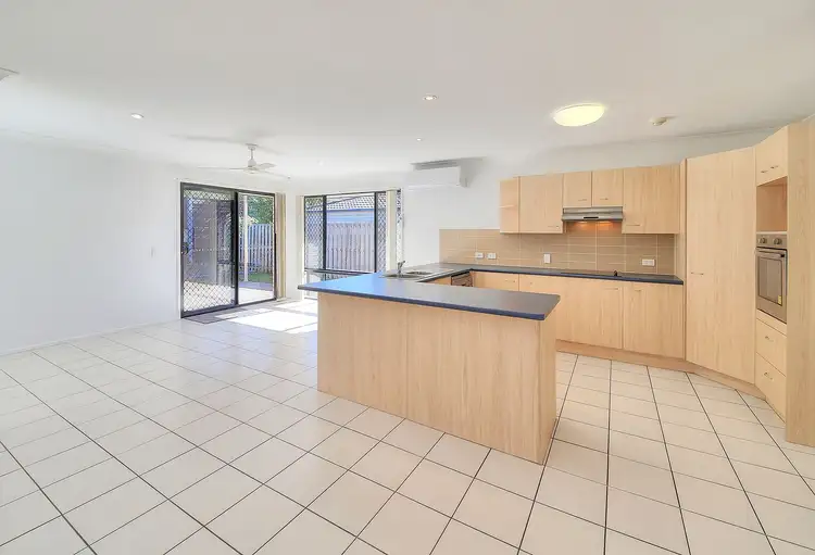 49 Kakadu Street, Parkinson QLD 4115