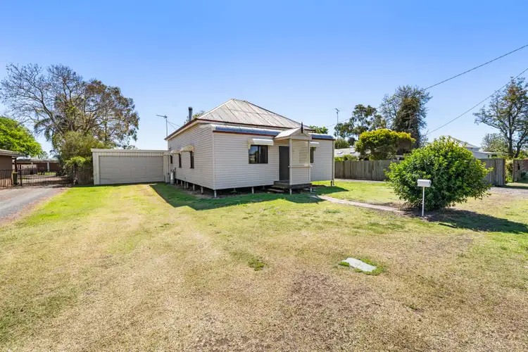 11 Quarry Street, Pittsworth QLD 4356