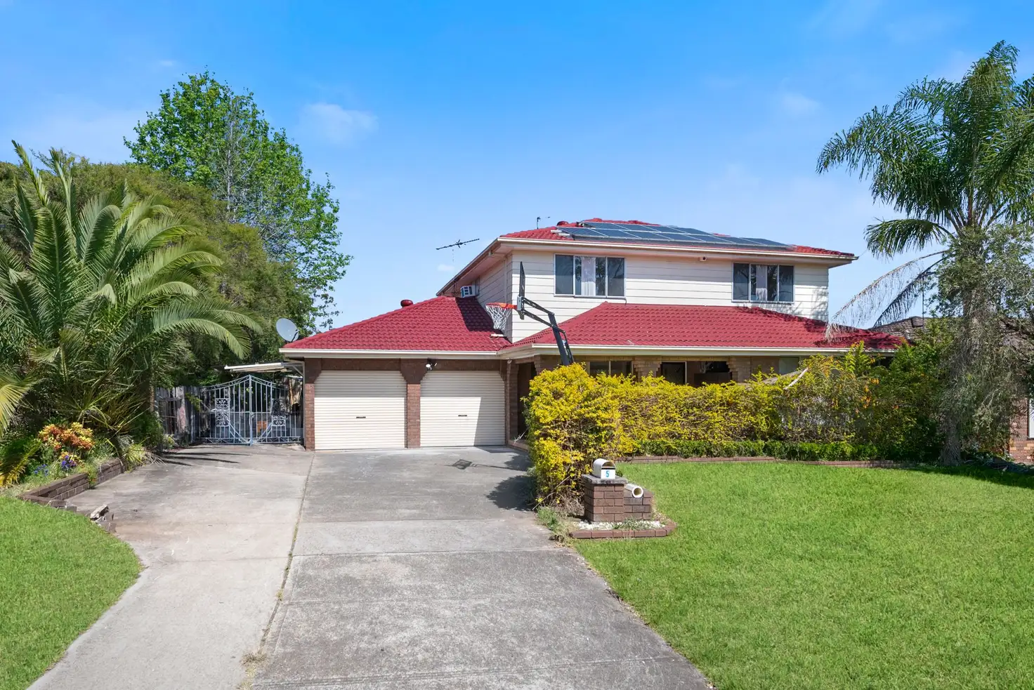 Main view of Homely house listing, 5 Boobook Place, Ingleburn NSW 2565